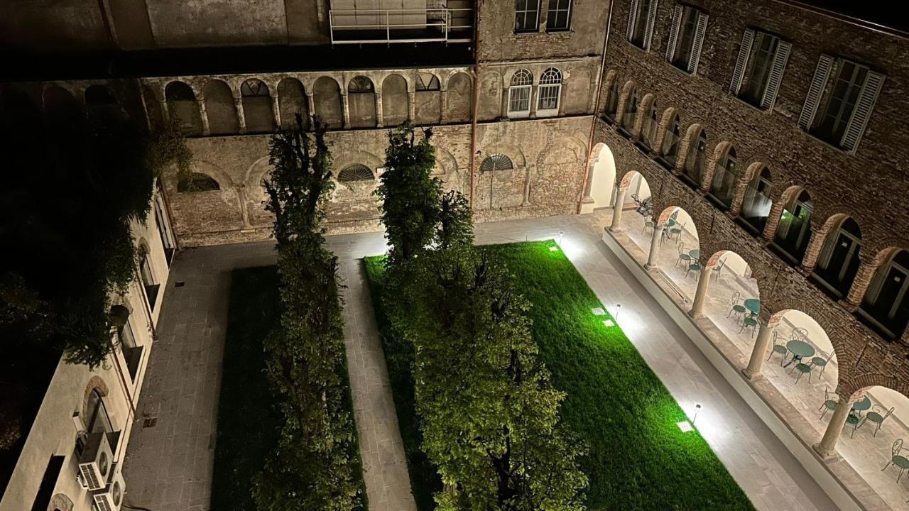 ホテル Palazzo Santo Spirito ベルガモ エクステリア 写真